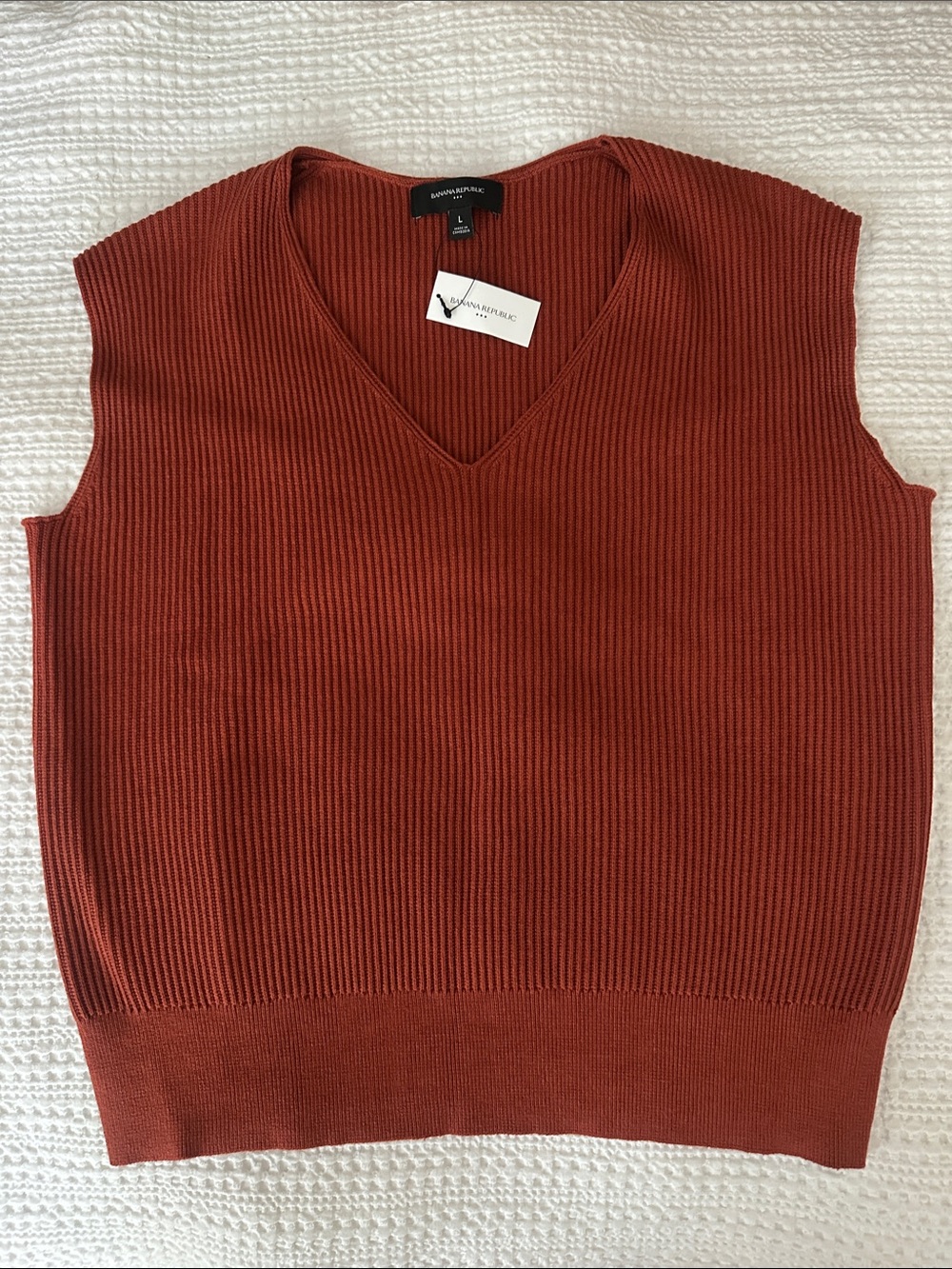 Banana Republic Rust Ribbed V-Neck Sweater Vest
